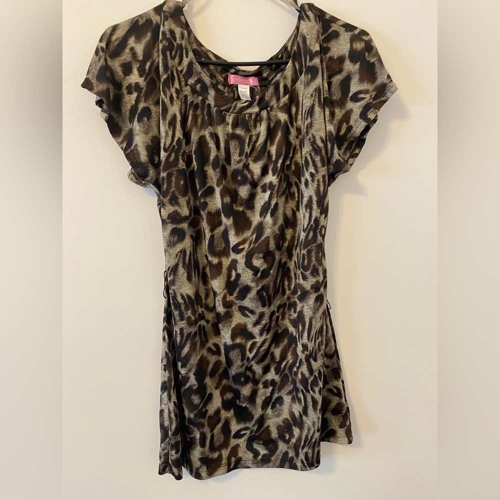 Dress/shirt animal print